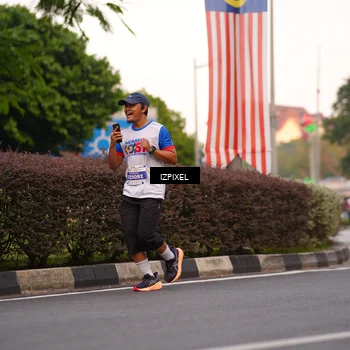 Runner Photo 4695242