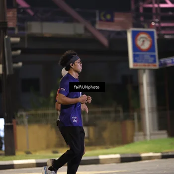 Runner Photo 4695276