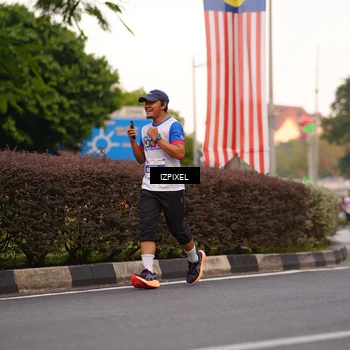 Runner Photo 4695281