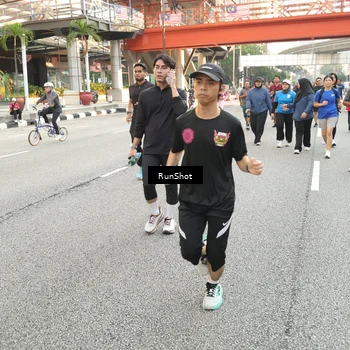 Runner Photo 4695288