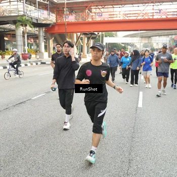 Runner Photo 4695297