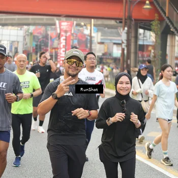 Runner Photo 4695307