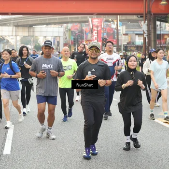 Runner Photo 4695332