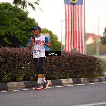 Runner Photo 4695342