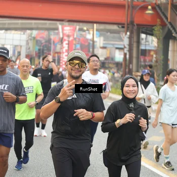 Runner Photo 4695345