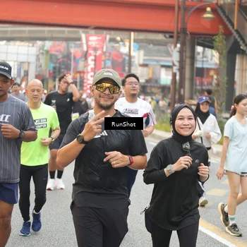 Runner Photo 4695348