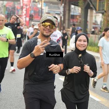 Runner Photo 4695369