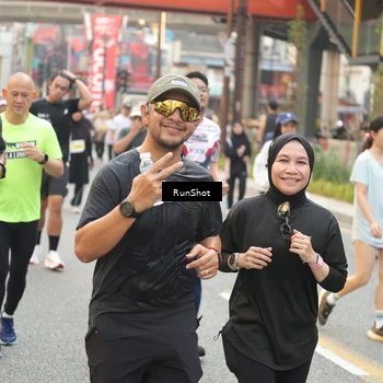 Runner Photo 4695375