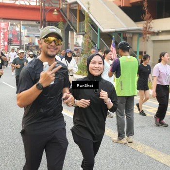 Runner Photo 4695402