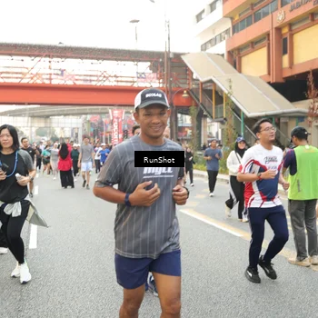 Runner Photo 4695408