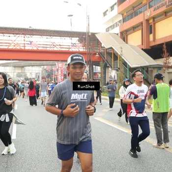 Runner Photo 4695414