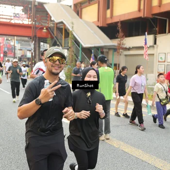 Runner Photo 4695416