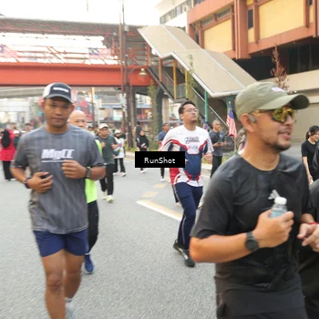 Runner Photo 4695417
