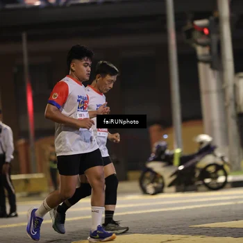 Runner Photo 4695426