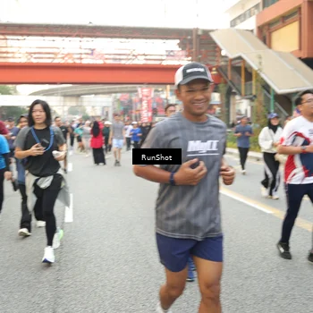 Runner Photo 4695433