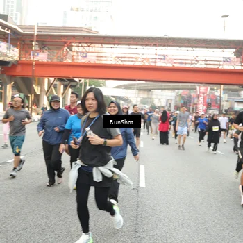 Runner Photo 4695447