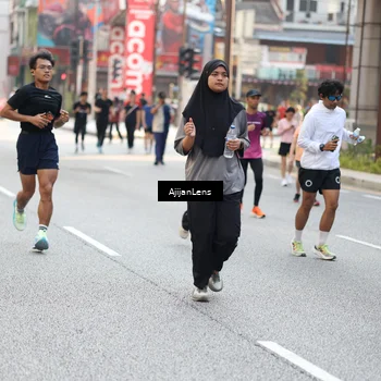 Runner Photo 4695466