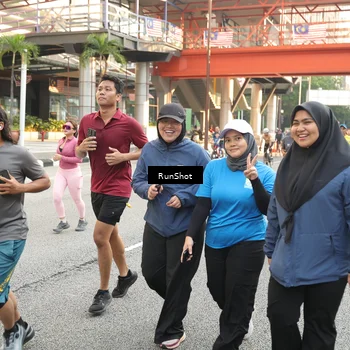 Runner Photo 4695525