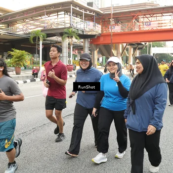 Runner Photo 4695542