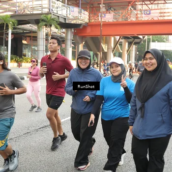 Runner Photo 4695543