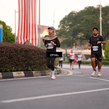 Runner Photo 4695561