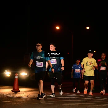 Runner Photo 4695575