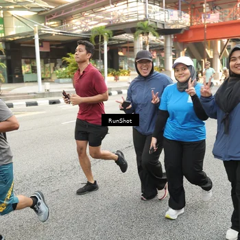 Runner Photo 4695581