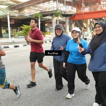 Runner Photo 4695611