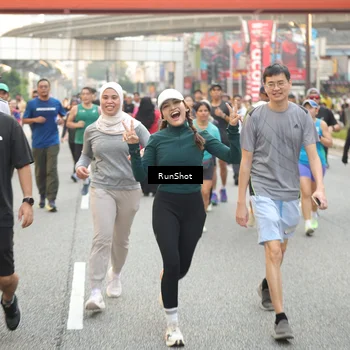 Runner Photo 4695648