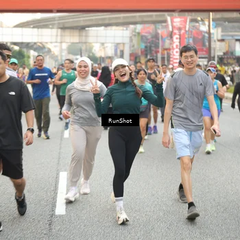 Runner Photo 4695651