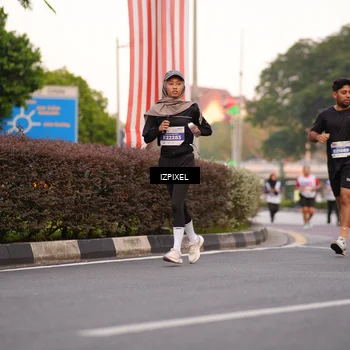 Runner Photo 4695655