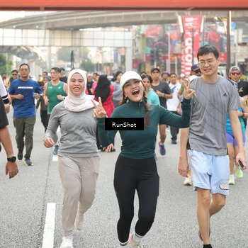 Runner Photo 4695665