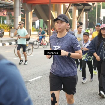 Runner Photo 4695669