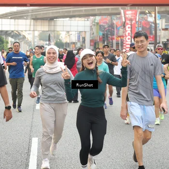 Runner Photo 4695677
