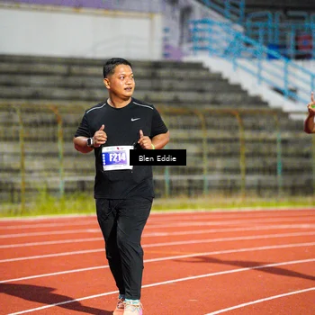 Runner Photo 4695705