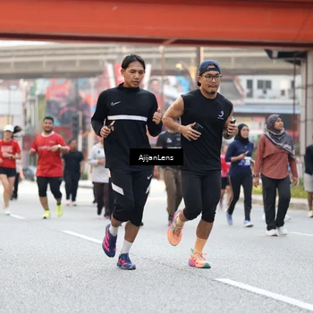 Runner Photo 4695714