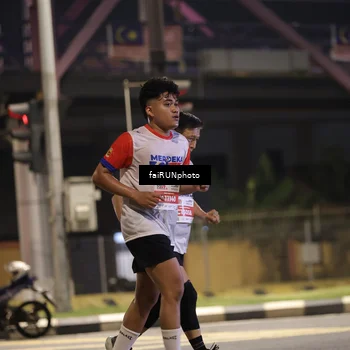 Runner Photo 4695739