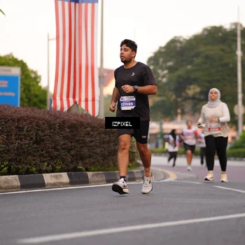 Runner Photo 4695741