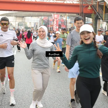 Runner Photo 4695754
