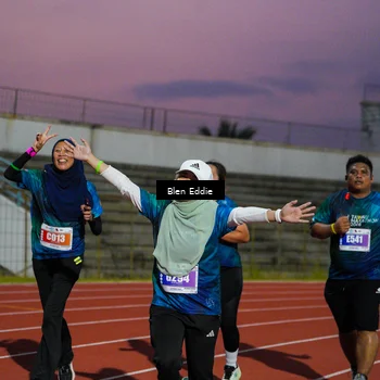 Runner Photo 4695755
