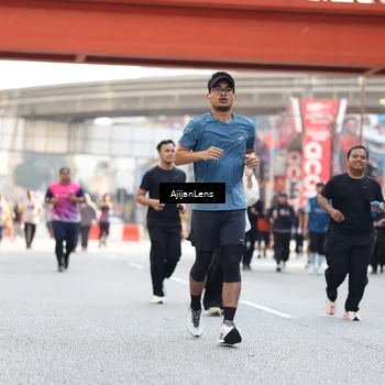Runner Photo 4695800