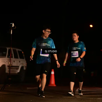 Runner Photo 4695813