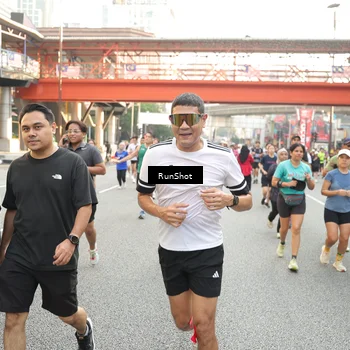Runner Photo 4695847