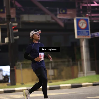 Runner Photo 4695875