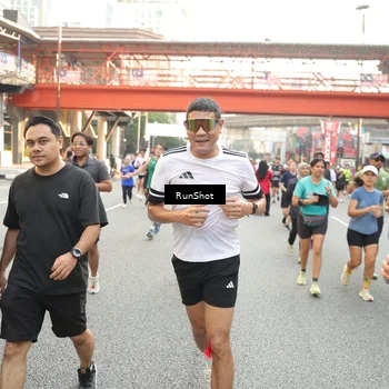 Runner Photo 4695880