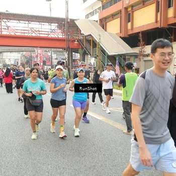 Runner Photo 4695892