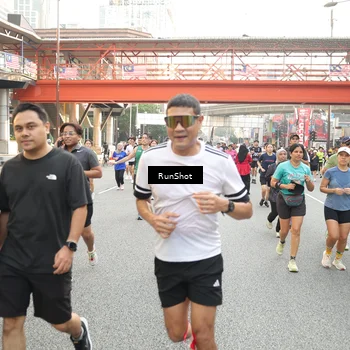 Runner Photo 4695900
