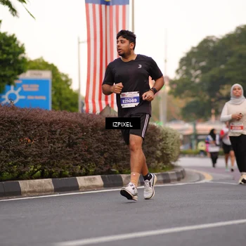 Runner Photo 4695942