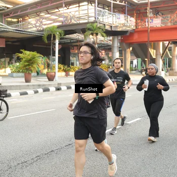 Runner Photo 4695953
