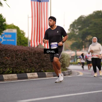 Runner Photo 4695961